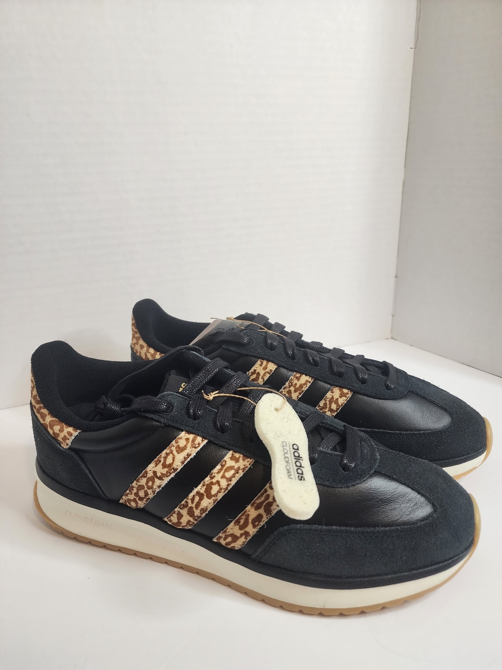 Adidas Run 70s 2.0.  Leopard Stripes.  Cloudfoam Comfort, NWT,  Women's Sz 11
